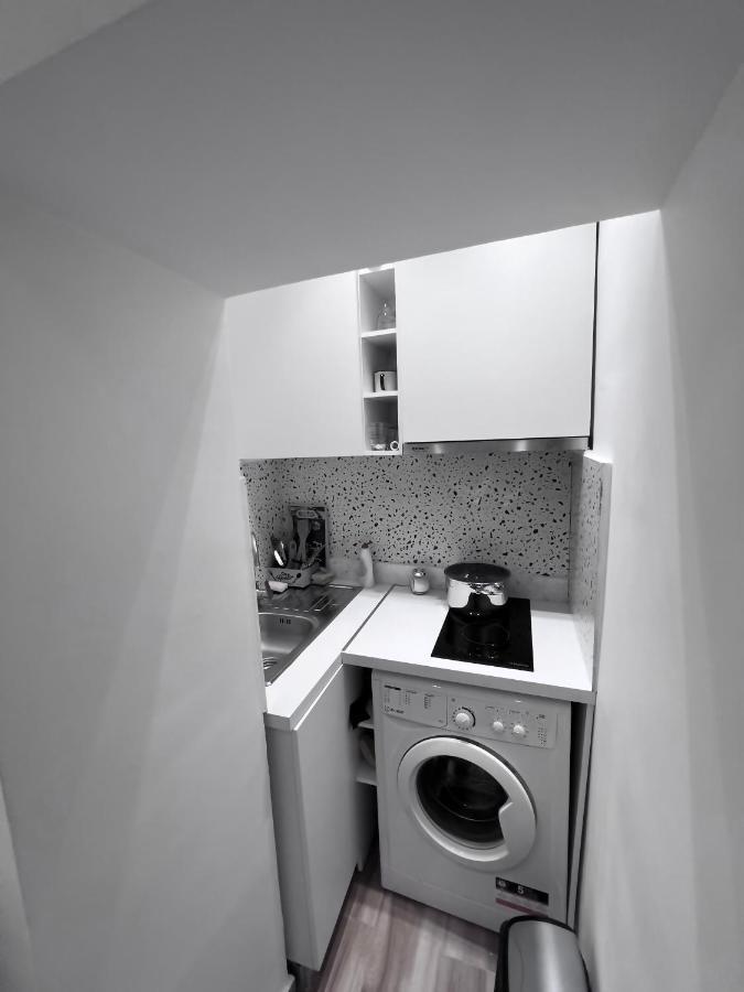 Apartament Luxury In Blloku Area